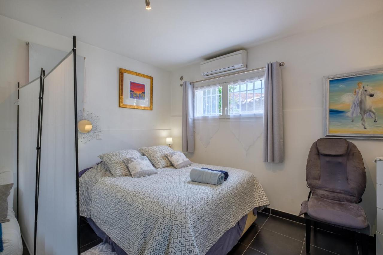 Bas De Villa, Piscine, 3 Etoiles Saint-Paul-de-Vence Kültér fotó